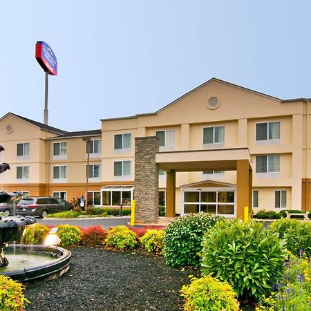 Fairfield Inn & Suites קלארקסוויל מראה חיצוני תמונה