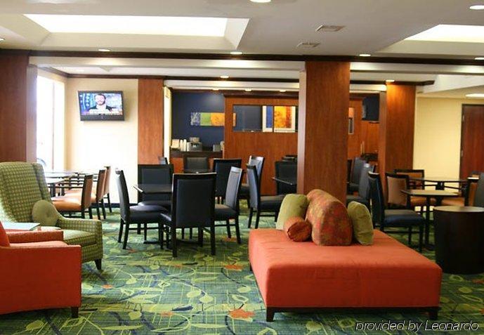 Fairfield Inn & Suites קלארקסוויל מראה חיצוני תמונה
