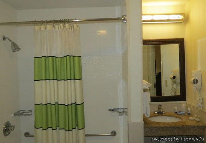 Fairfield Inn & Suites קלארקסוויל מראה חיצוני תמונה