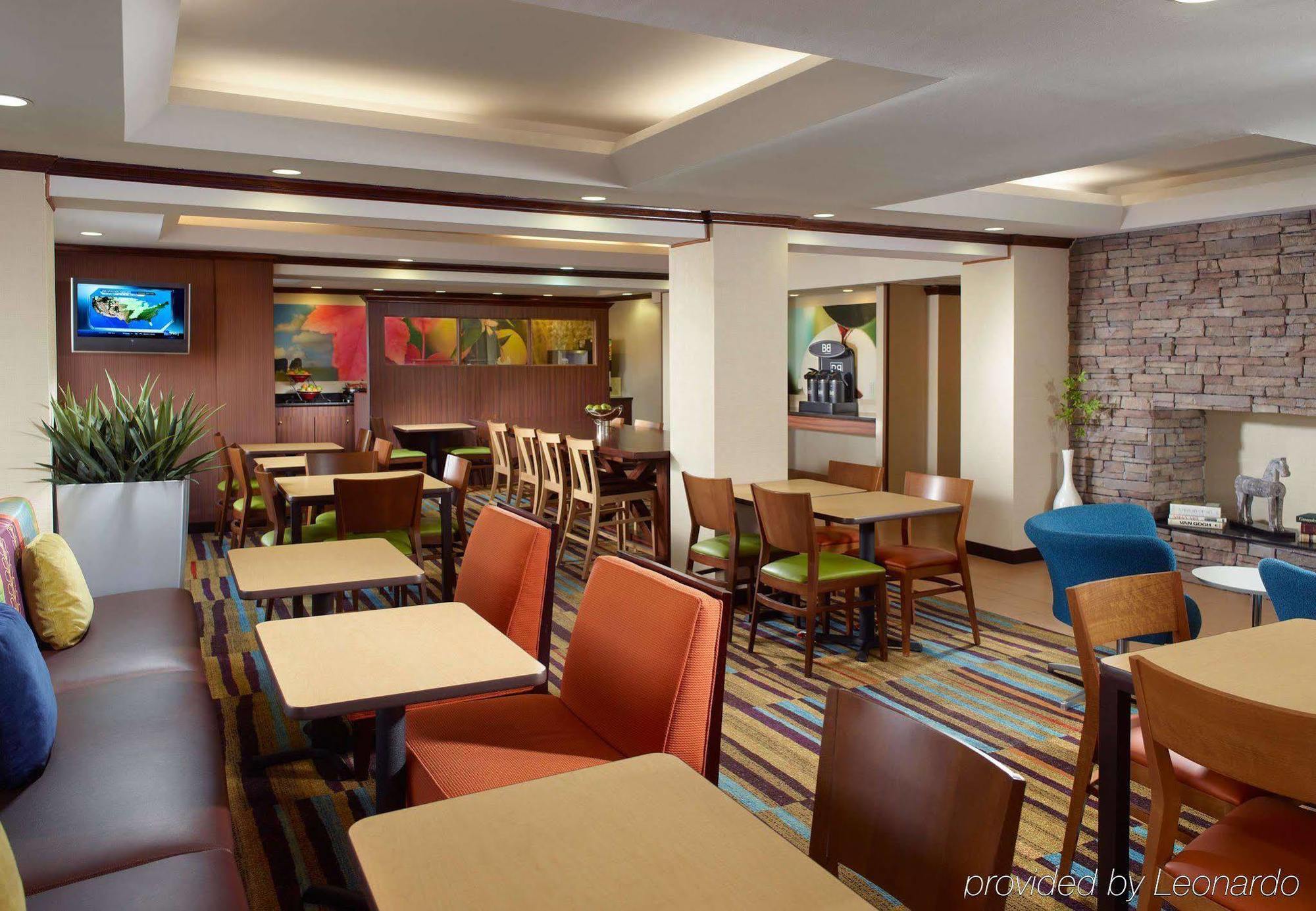 Fairfield Inn & Suites קלארקסוויל מראה חיצוני תמונה
