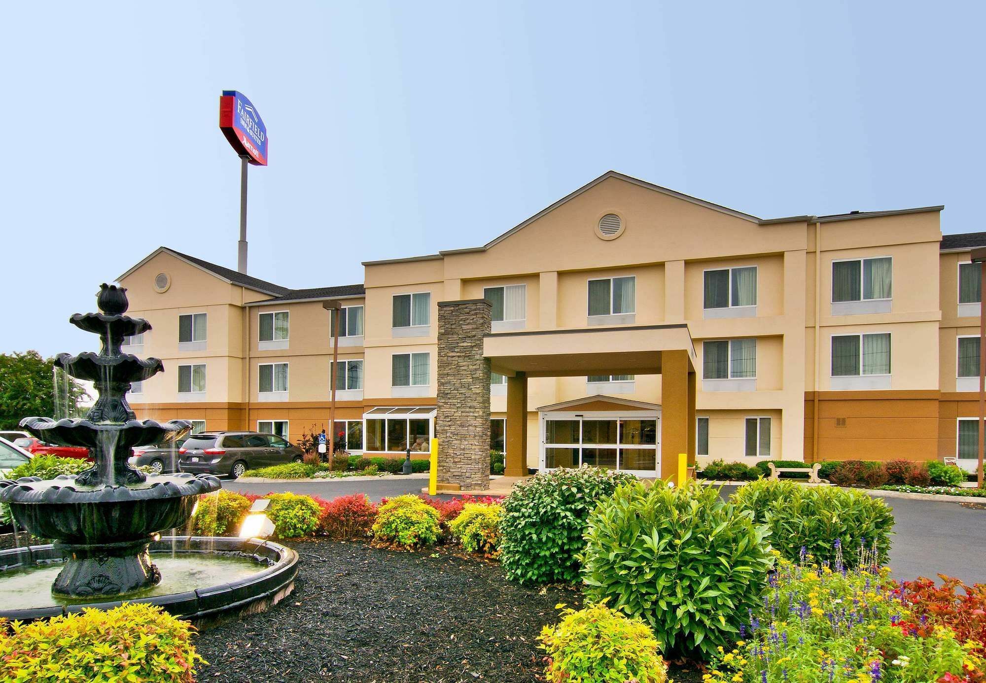 Fairfield Inn & Suites קלארקסוויל מראה חיצוני תמונה